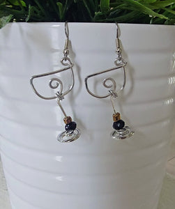 Wine glass earrings •black&gold beads
