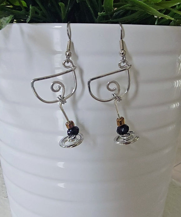 Wine glass earrings •black&gold beads