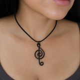 Musical note pendant • black