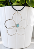 Flower pendant • light blue