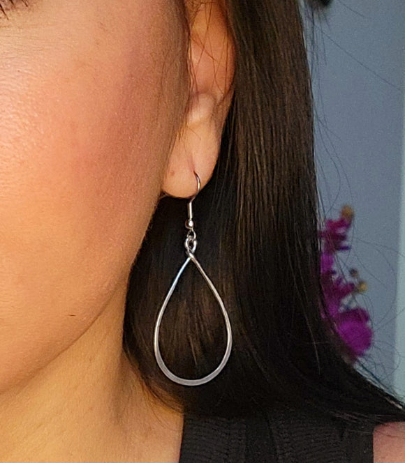 Small Gota Hoop Earrings