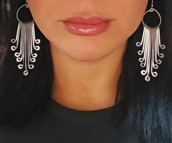 Pallo Earrings