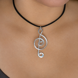 Musical note pendant