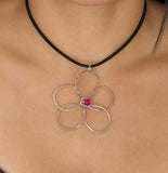 Flower pendant • fushia