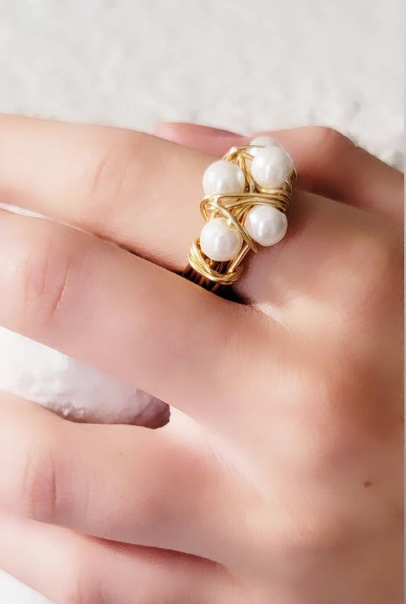 Glass Pearl Ring